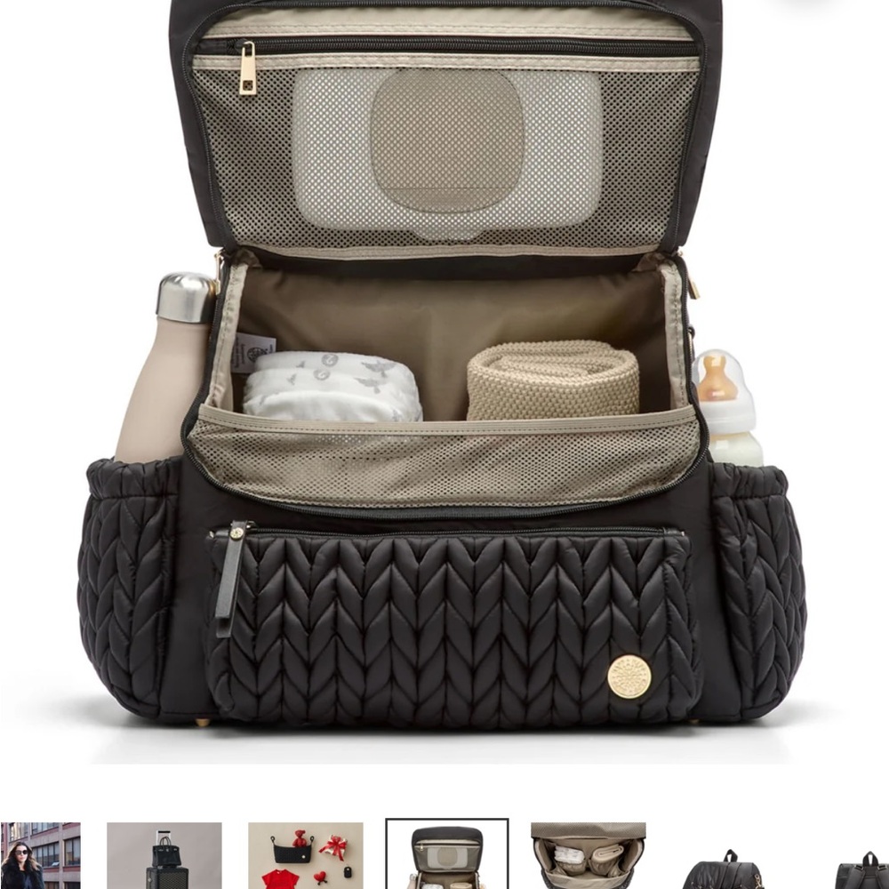 Elegant Black Quilted Women's Bag